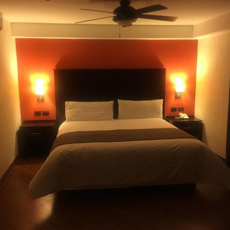 Hotel Victoria Inn San Juan del Río Extérieur photo
