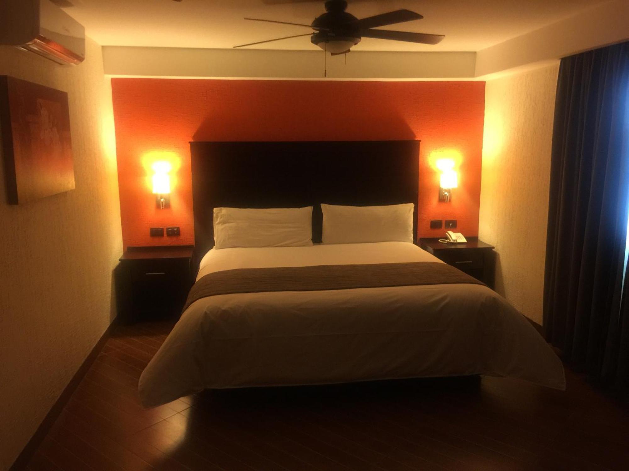 Hotel Victoria Inn San Juan del Río Extérieur photo